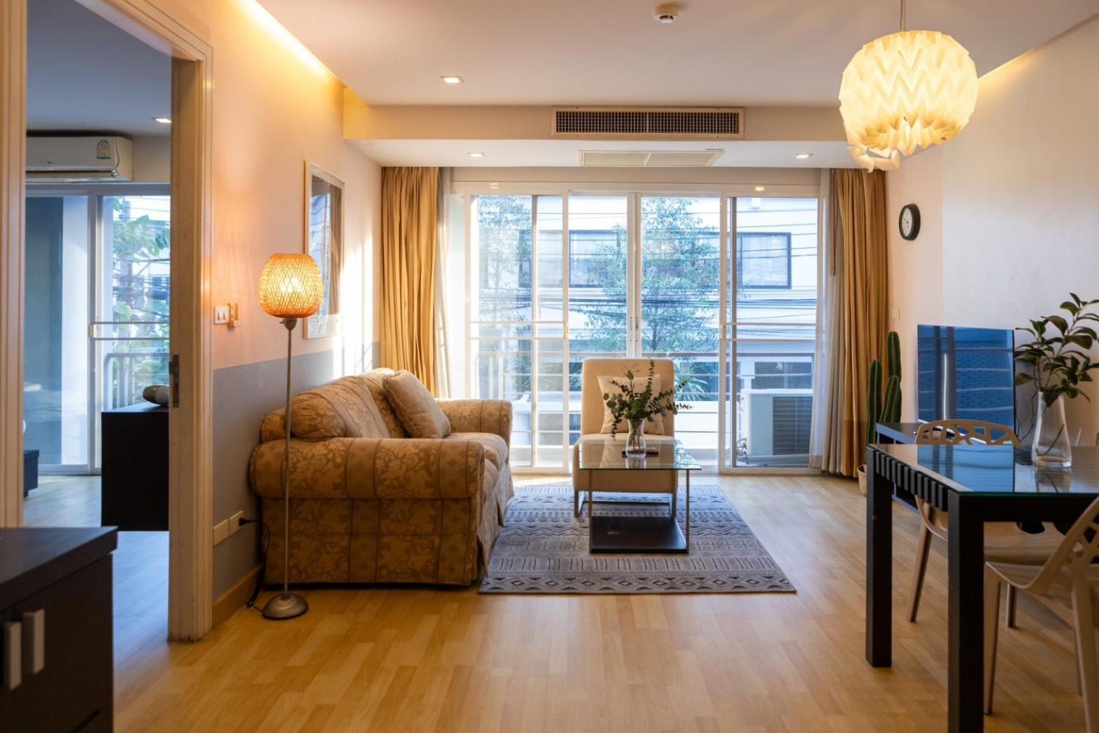 P Villa Lamoon Thonglor Bangkok Exterior photo
